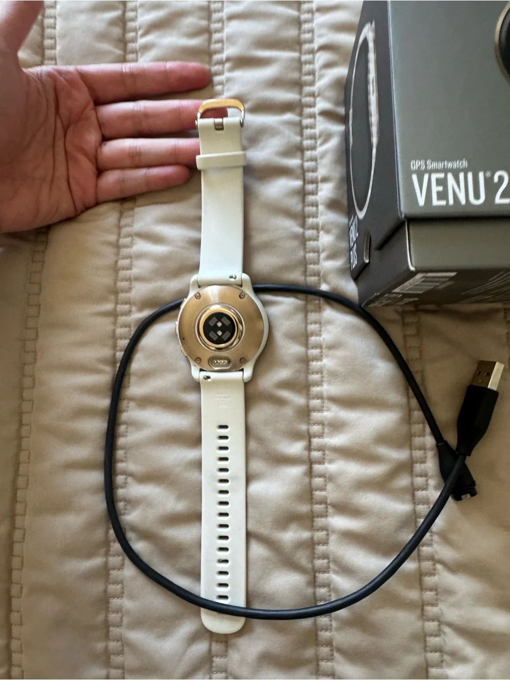 Garmin Venu 2 Plus Smartwatch - White and gold